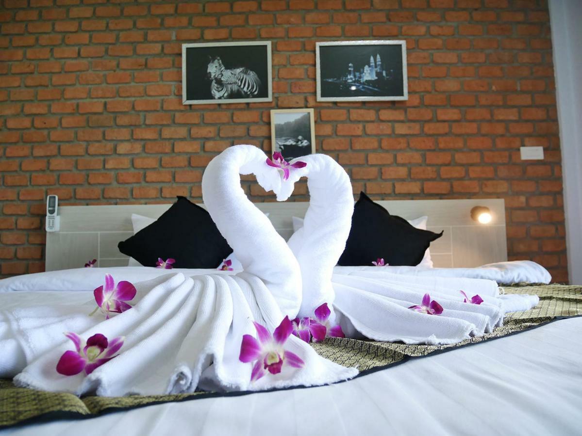 Bests Village & - Bay Phuket Apartamento Chalong